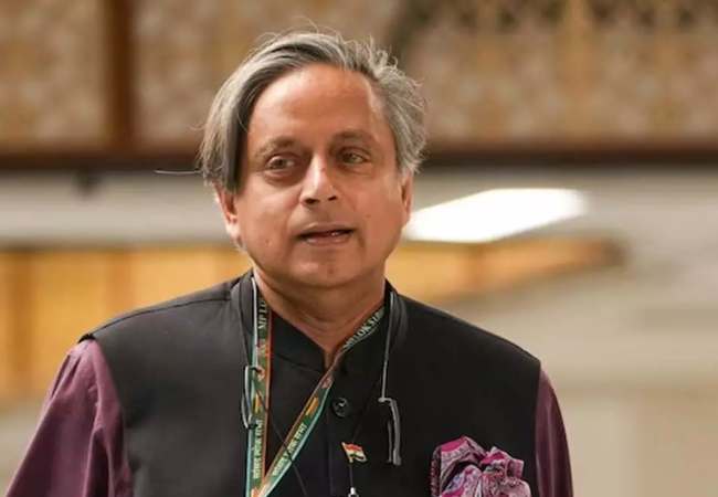 Have some 'issues' with party, will take them up with leadership: Shashi Tharoor
